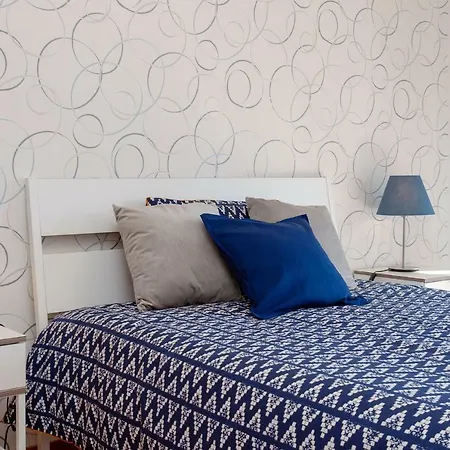 Apartment Sunny View To The Tower Porto