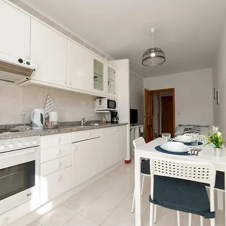 Sunny View To The Tower Apartamento