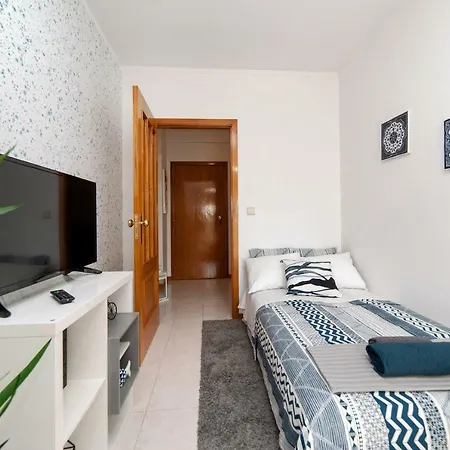 Sunny View To The Tower Apartamento Oporto