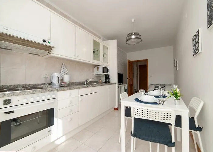 Sunny View To The Tower Apartamento