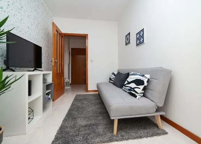 Sunny View To The Tower Apartmán